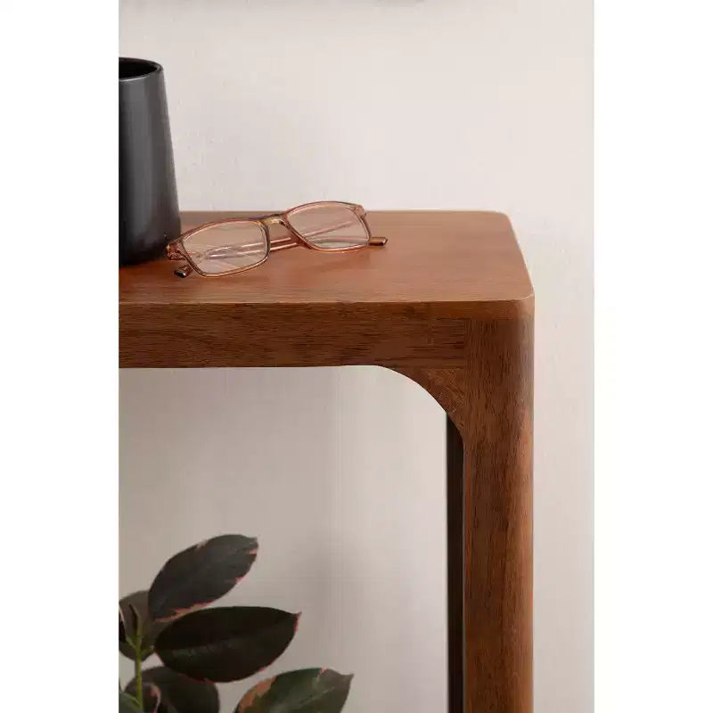 Table d'appoint en bois fin, design minimaliste, profil étroit, table d'appoint pour salon et chambre
